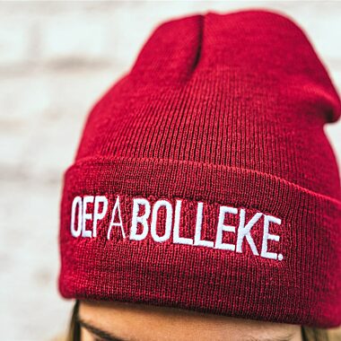 The brewery and Antwerp clothing label KLEIR launch a hip hat for 'OepABolleke'